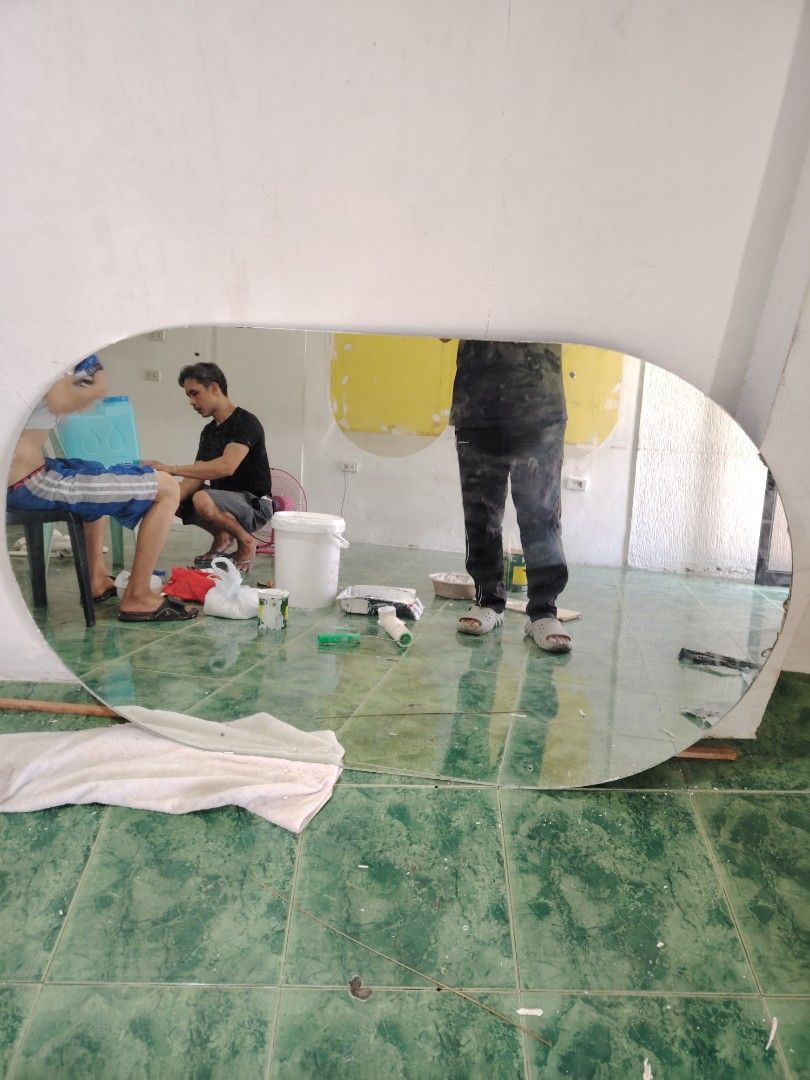 Oval Mirror for Wall Decor (Category: Mirrors) located in Cavite. Submitted by haizdiz (Listing ID 1448856922, Image 1). Description: 2pcs mirror makapal (heavy duty) 1200 each nalang 3ft - 5ft size - Large oval mirror - Ideal for living rooms or entryways - Can be hung on the wall - Reflects light to make spaces feel larger - Perfect for quick outfit checks before leaving.