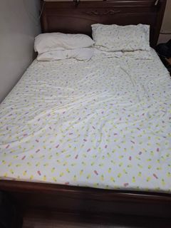 (Category: ) located in . Submitted by room_of_requirememt (Listing ID 1448799566, Image 1). Description: .