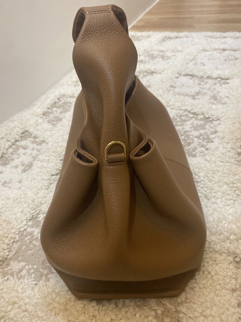 Polène neuf - Camel Leather (Category: Luxury Bags & Wallets) located in Bulacan. Submitted by aksantos10 (Listing ID 1448738796, Image 2). Description: Almost new With box, dustbag and strap No flaws.