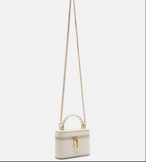 (Category: ) located in . Submitted by shopdise (Listing ID 1448740079, Image 1). Description: .
