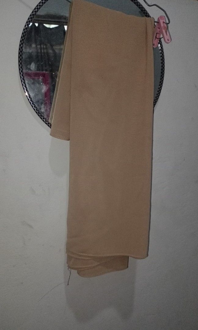PRELOVED BUNDLING PASMINA CERUTY BABY DOLL BISA BELI SATUAN BACA DESKRIPSI (Kategori: Syal) berada di Tangerang. Dikirim oleh hadaasyy (ID iklan 1448868971, Gambar 3). Deskripsi: CO VIA OREN, LINK ADA DI OPSI PENGIRIMAN tolong jangan berharao lebih sama barang pl yaa, tapi ini di jamin bagus kok walaupun bukan barang baru bisa beli satuan tapi harga beda yaa, kalo beli satuan 1 pasminanyaa 15.000 karna ini paket bundling jadi cuma 25.000 udah dap