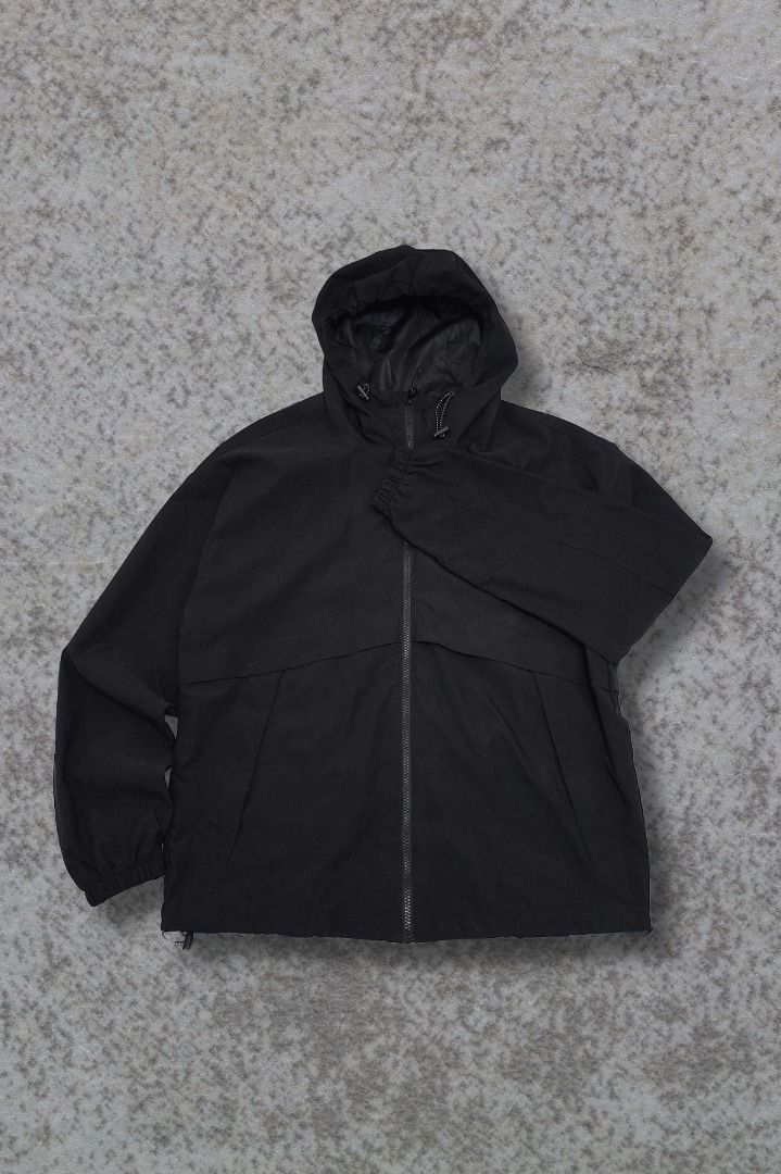 PULLNBEAR jacket (Category: Coats, Jackets and Outerwear) located in Manila. Submitted by gmixgarments (Listing ID 1448842948, Image 2). Description: ‎DETAILS ‼️‼️ ‎ ‎W:23 ‎L:28 ‎ ‎ ‎Color rate:10/10 ‎Condition:10/10 ‎Issue:None ‎ ‎Price:1500 ‎ ‎ ‎🔹Metro Manila ‎🔹Manage your expectations ‎🔹All items are thrifted ‎🔹Color may vary due to lighting ‎🔹Payment first ‎🔹Cod available(Manila area) ‎🔹Shipping through Jnt/Lalamove/Lbc ‎.