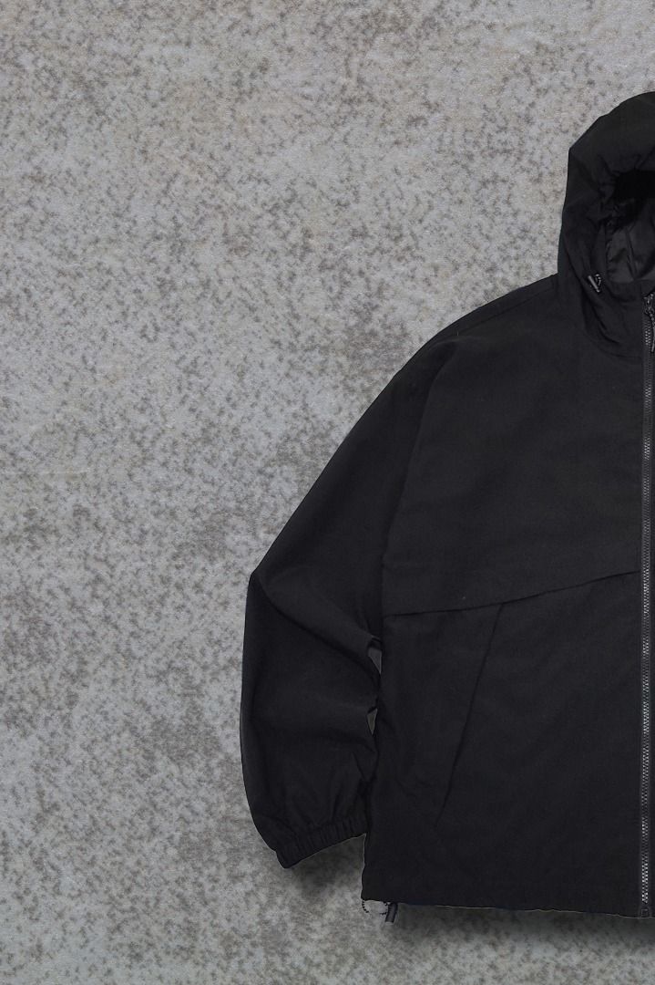PULLNBEAR jacket (Category: Coats, Jackets and Outerwear) located in Manila. Submitted by gmixgarments (Listing ID 1448842948, Image 3). Description: ‎DETAILS ‼️‼️ ‎ ‎W:23 ‎L:28 ‎ ‎ ‎Color rate:10/10 ‎Condition:10/10 ‎Issue:None ‎ ‎Price:1500 ‎ ‎ ‎🔹Metro Manila ‎🔹Manage your expectations ‎🔹All items are thrifted ‎🔹Color may vary due to lighting ‎🔹Payment first ‎🔹Cod available(Manila area) ‎🔹Shipping through Jnt/Lalamove/Lbc ‎.