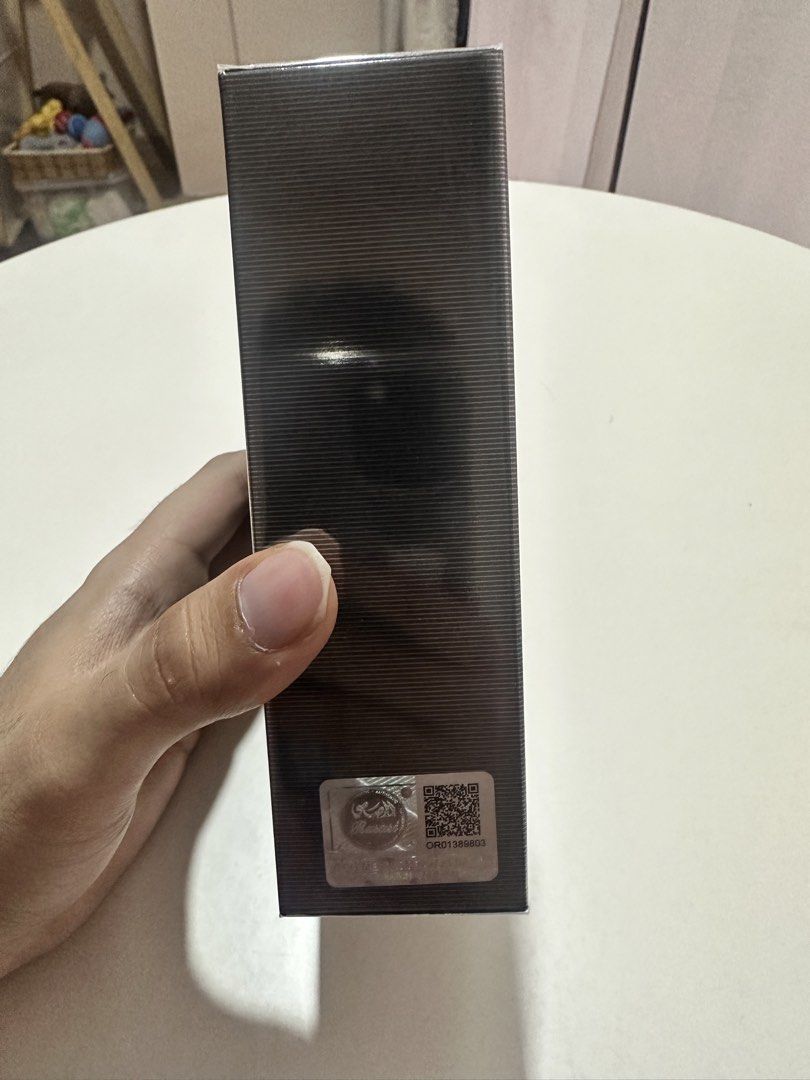 Rasasi Hawas Kobra 100ml EDP Authentic Dubai Perfume (Category: Fragrance & Deodorants) located in Makati City. Submitted by vikashgidwani (Listing ID 1448792521, Image 2). Description: Rasasi Hawas Kobra 💯 Authentic Guaranteed BNIB Moneyback if proven fake Meetup: Assembly Grounds The Rise Makati Shippping: Lalamove, Grab, Gogoxpress Buyer pays SF Fee.