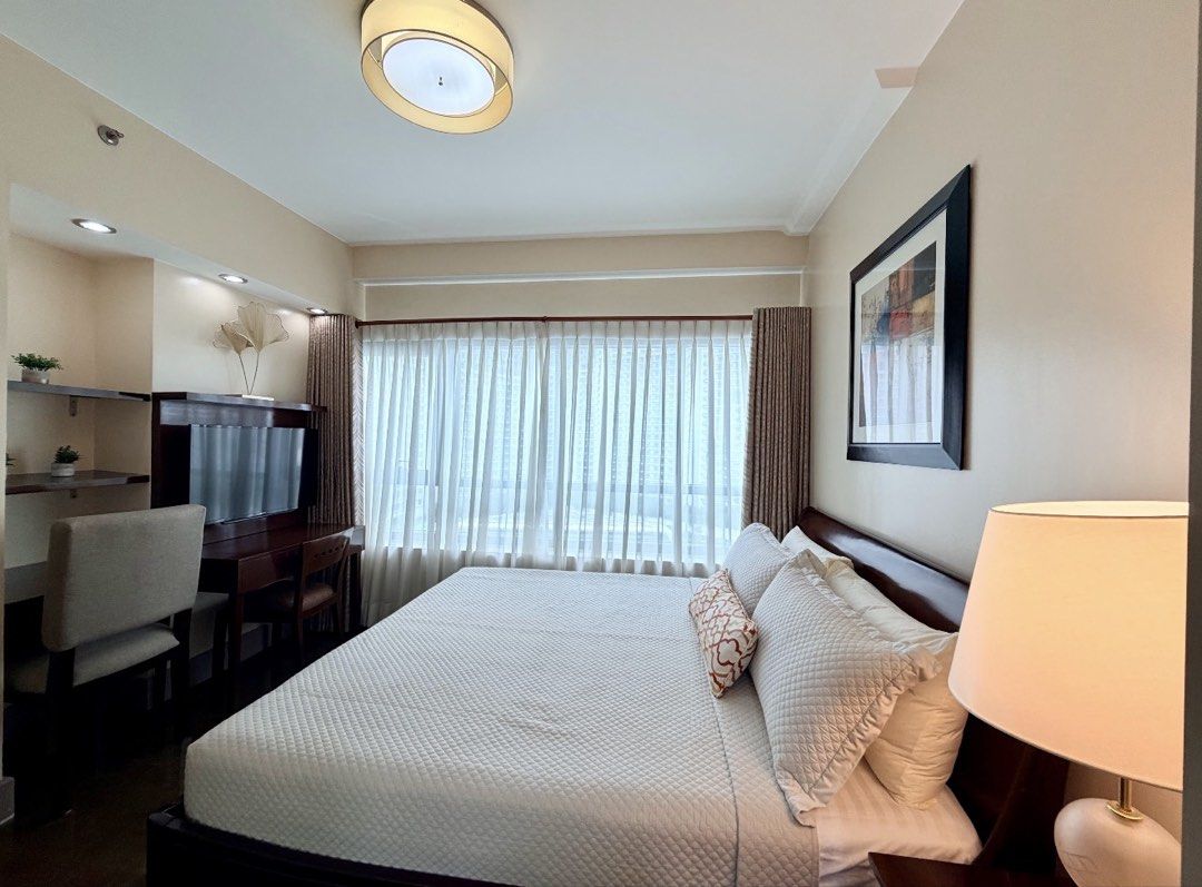 Rockwell Makati (Category: Room Rentals) located in Manila. Submitted by bossprimeproperties (Listing ID 1448824332, Image 3). Description: Edades Tower, Rockwell 1BR Flat | 1TB | 1Parking Floor area: 62 sqm. 18th floor Fully furnished ₱80K Negotiable .
