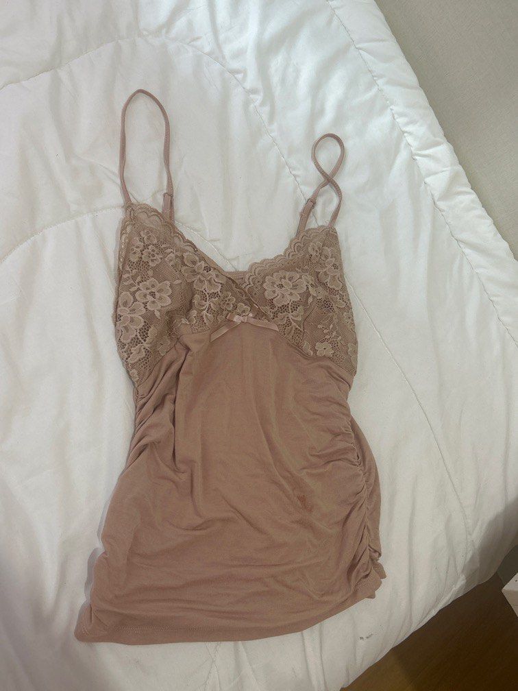 ruffled tank top lingerie (Category: Sleeveless) located in Manila. Submitted by isellstuff_fox (Listing ID 1448755068, Image 1). Description: .