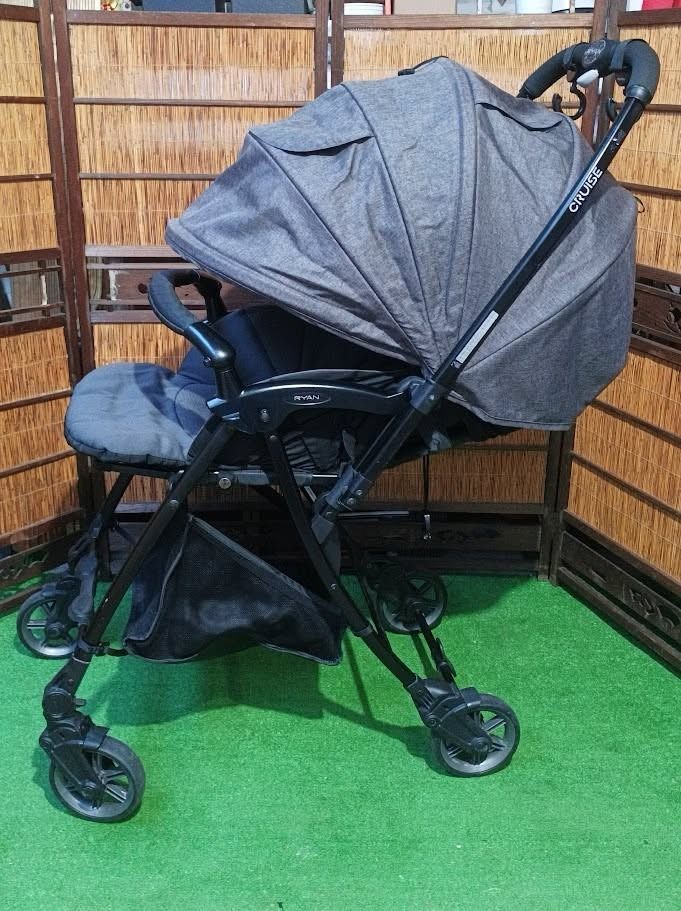 Ryan Cruise Reversible Handle Stroller (Category: Strollers) located in Dasmarinas. Submitted by k3japanstoreph (Listing ID 1448735068, Image 2). Description: FOR SALE Preloved Ryan Cruise Stroller — Walnut Gray Newborn to 36 Months · Up to 15 kg · 4.6 kg Lightweight Washed, cleaned, and ready to use ✅ Please expect some signs of usage since this is a preloved item As-is, WYSIWYG ✅ ✅ Reversible / Switchable Handle ✅ Backrest up to 175° Multi-Posi