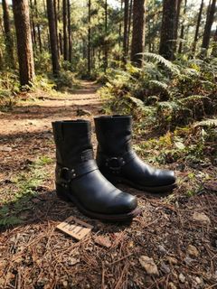 (Category: ) located in . Submitted by rjtbootshop2600 (Listing ID 1448854111, Image 1). Description: .