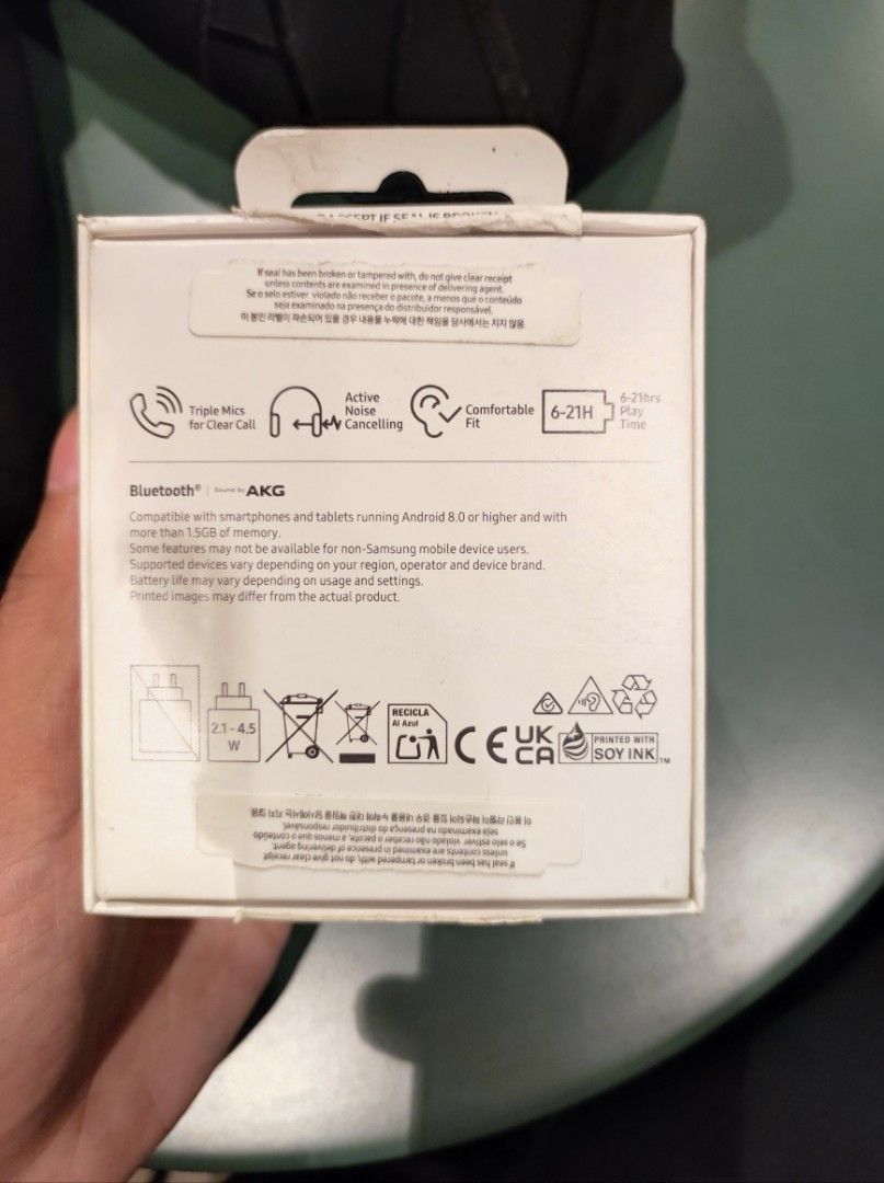 Samsung Galaxy Buds FE White with ringke case (Category: Earphones) located in Marikina City. Submitted by raphreyes (Listing ID 1448716190, Image 3). Description: - Samsung Galaxy Buds FE (White) - Includes original box -with Ringke case - Active Noise Cancelling (ANC) for immersive sound - Comfortable and secure fit - Seamless Bluetooth connectivity - Compatible with Android 9.0 or higher.