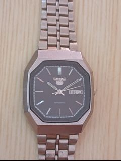 (Category: ) located in . Submitted by quick_deals_great_finds2 (Listing ID 1448712172, Image 1). Description: .