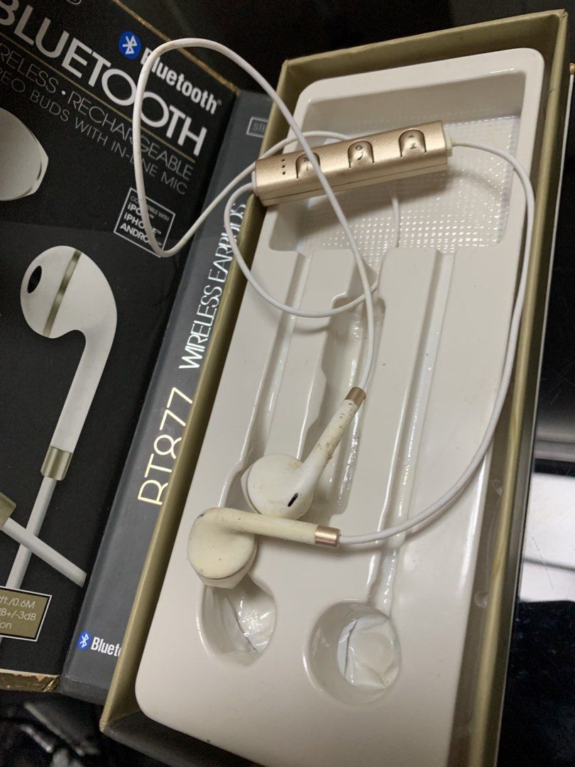 Sentry RT877 Bluetooth Wireless Rechargeable Earbuds (Category: Earphones) located in Bulacan. Submitted by heartlove_holb (Listing ID 1448780743, Image 3). Description: Sentry RT877 Bluetooth wireless earbuds. Rechargeable with in-line mic. Works with iPhone, Android, and other devices. Comes with charging cable and extra ear tips. Gold accents on earbuds and control module. Good sound quality..