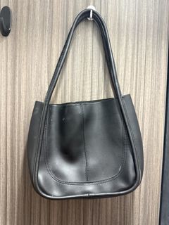 (Category: ) located in . Submitted by happythriftshop._ (Listing ID 1448828438, Image 1). Description: .