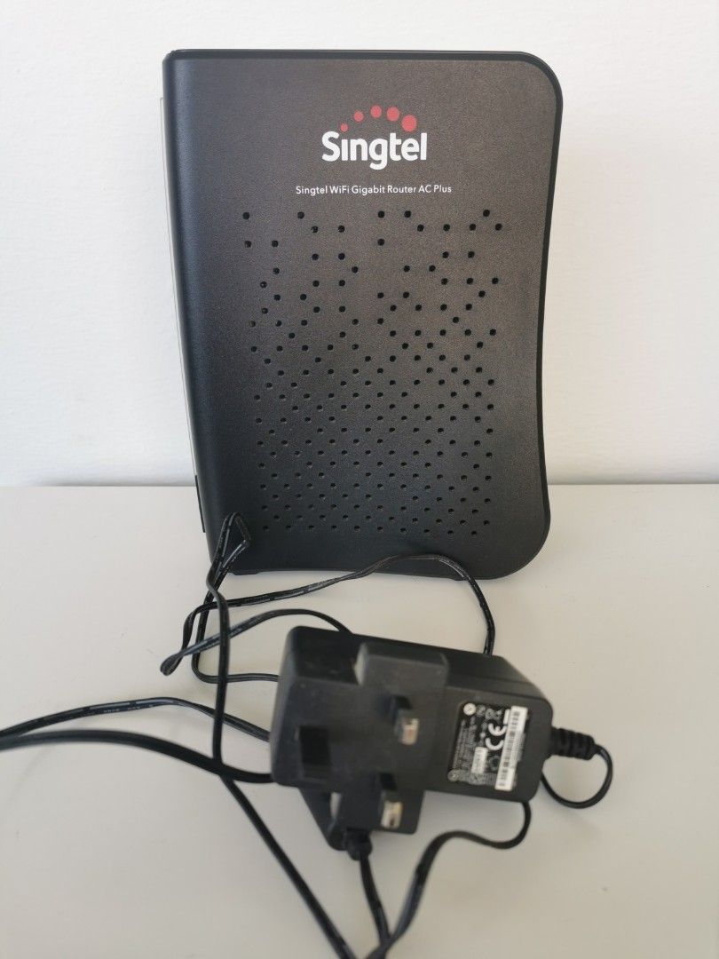 Singtel WiFi Gigabit Router AC Plus with Power Adapter