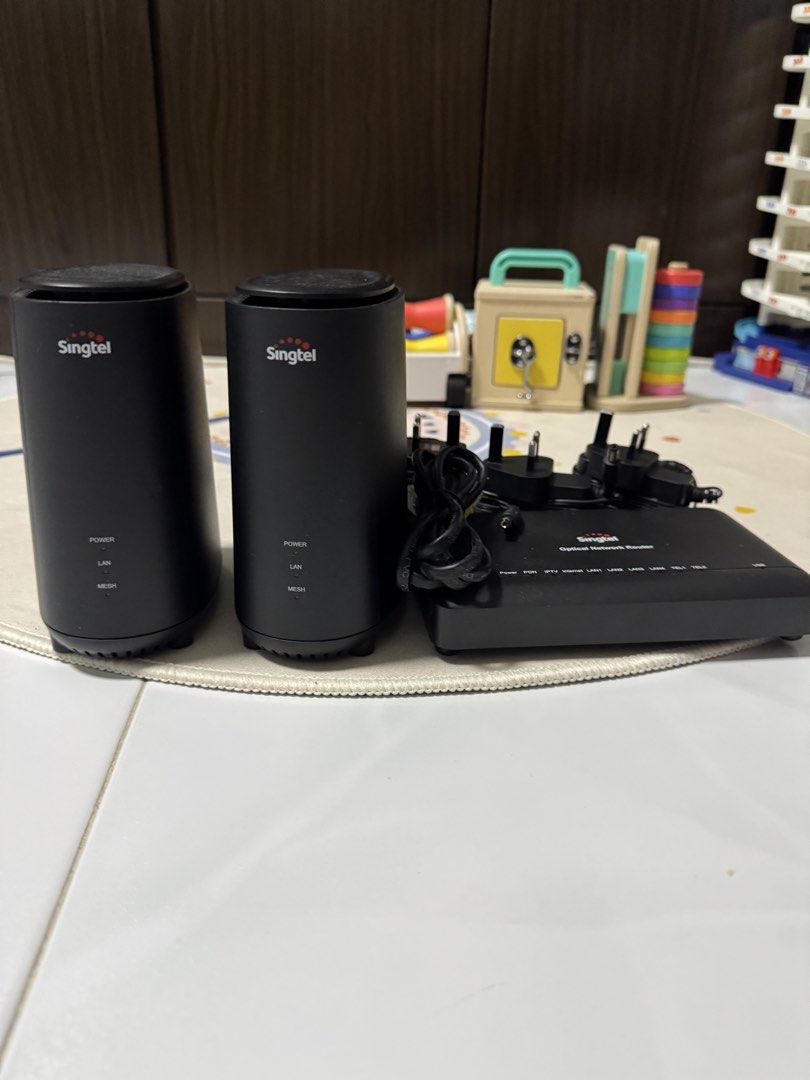 Singtel WiFi Mesh 6 System with Optical Network Router