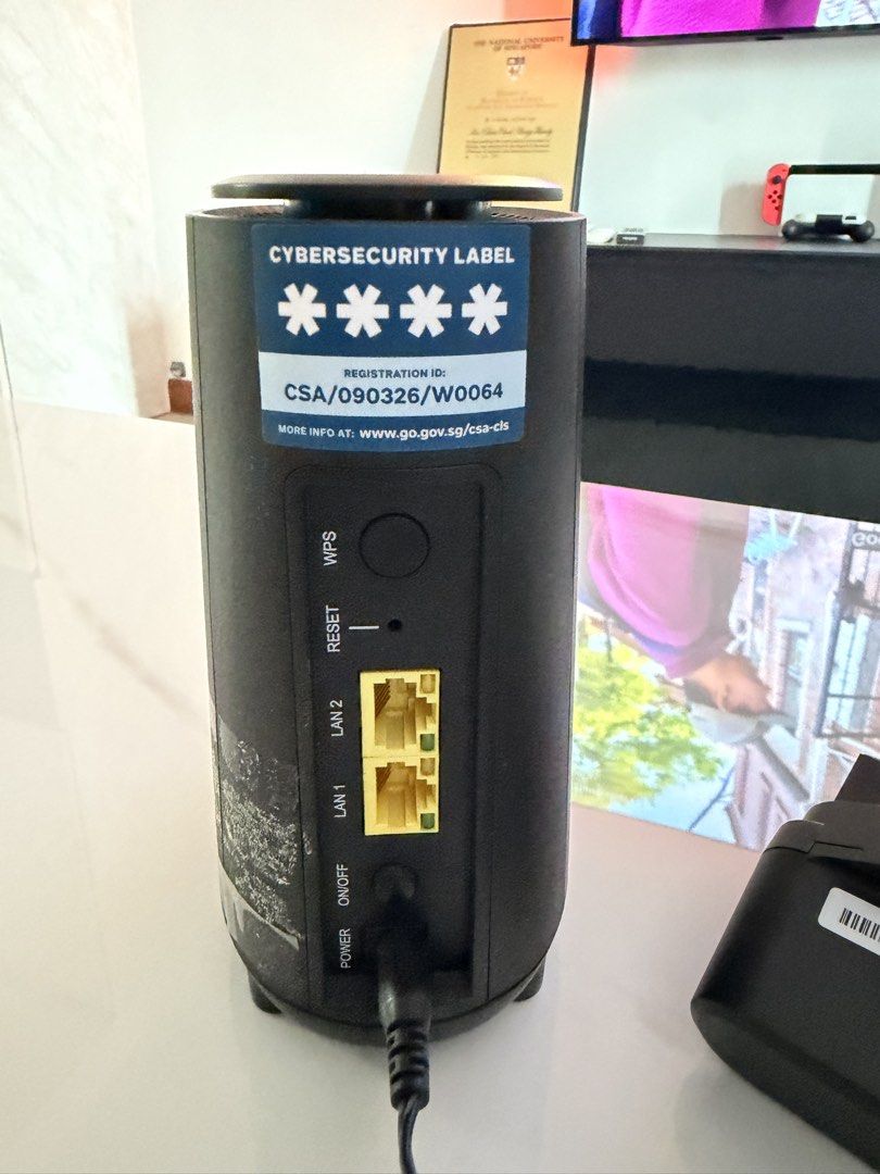 Singtel WiFi Mesh System Router and Extenders505382800847032323