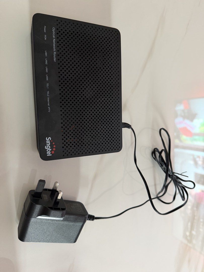 Singtel WiFi Mesh System Router and Extenders505382800847032321