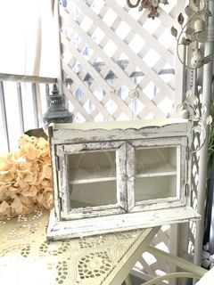 (Category: ) located in . Submitted by crystal_garden_wardrobebar (Listing ID 1448764452, Image 1). Description: .