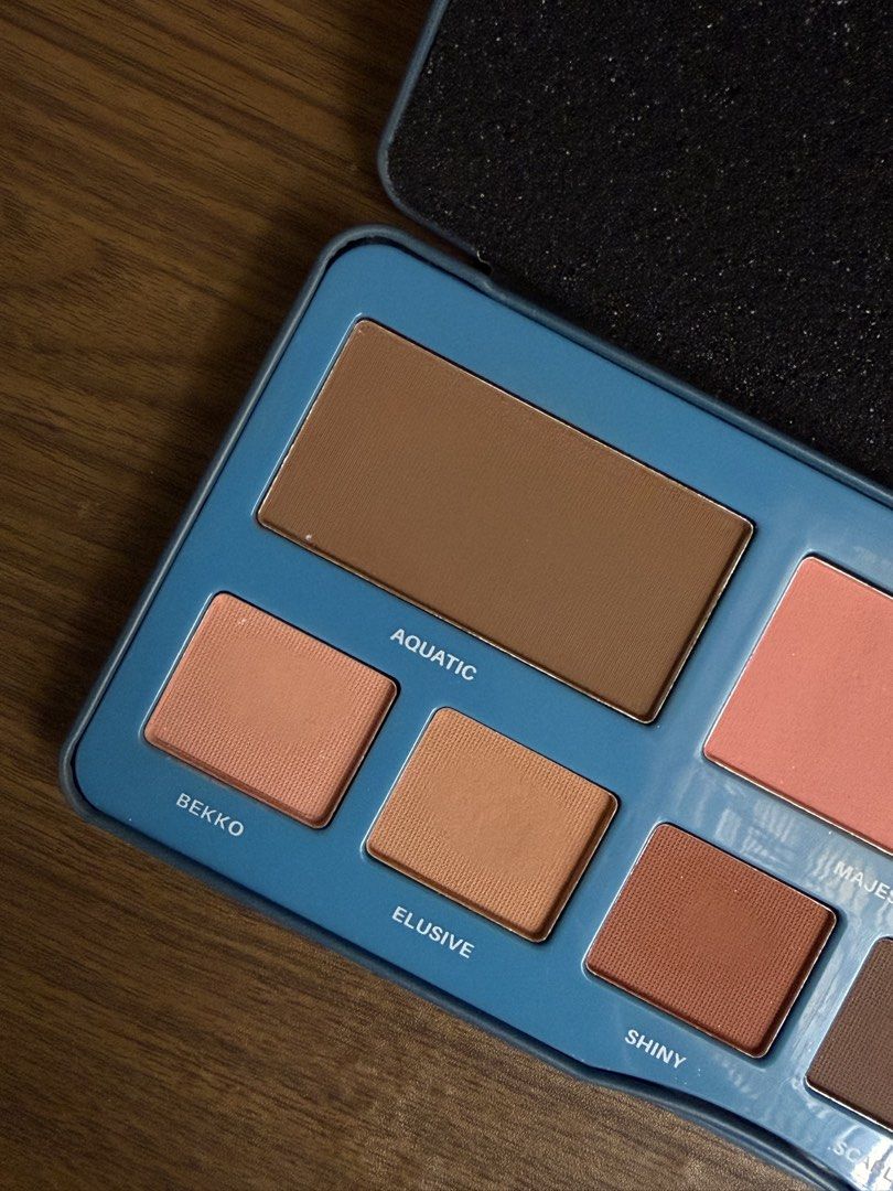 sobella koi palette (Category: Makeup) located in Nilai. Submitted by preloveditemsbysabby (Listing ID 1448739758, Image 3). Description: 🔖 condition: 8/10 (only used 3 times) 🔖 np: RM 69 🔖 reason for selling: decluttering my makeup 🔖 comes with original packaging.
