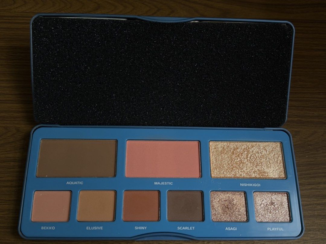 sobella koi palette (Category: Makeup) located in Nilai. Submitted by preloveditemsbysabby (Listing ID 1448739758, Image 1). Description: 🔖 condition: 8/10 (only used 3 times) 🔖 np: RM 69 🔖 reason for selling: decluttering my makeup 🔖 comes with original packaging.
