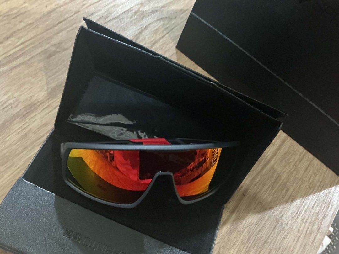 Sprinto Shades BRAND NEW (Category: Sunglasses & Eyewear) located in Cabanatuan. Submitted by pixiecollections (Listing ID 1448800726, Image 3). Description: Never been used RFS: decluttering POSTED FOR A FRIEND ONLY Please PM me for the number of the seller .