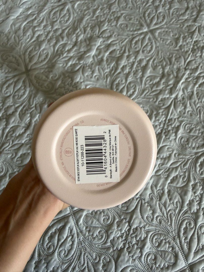 Stanley Iceflow Bottle (Category: Water Bottles & Tumblers) located in Paranaque City. Submitted by helloulou (Listing ID 1448718508, Image 3). Description: Brand: Stanley (Original) Style: Iceflow Bottle Color: Rose Quartz Size: 1.1L/ 36oz Material: Recycled 18/8 Stainless Steel; Leakproof Fast Flow Lid; Easy Carry Handle with Cap Holder; BPA Free; Dishwasher Safe; Double Wall Vacuum Insulation Aerolight Technology: Pack lighter, go farther, hyd