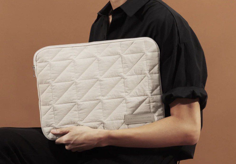 STRAIGHTFORWARD Quilted Laptop Sleeve Pouch Bag (Category: Laptop Bags & Sleeves) located in Paranaque City. Submitted by craftsy. (Listing ID 1448837524, Image 1). Description: - Quilted laptop sleeve from STRAIGHTFORWARD - Neutral beige color - Padded for excellent protection - Secure zipper closure - Fits most standard laptops - Ideal for everyday use and travel - Keep your device safe and stylish 14 Inch.