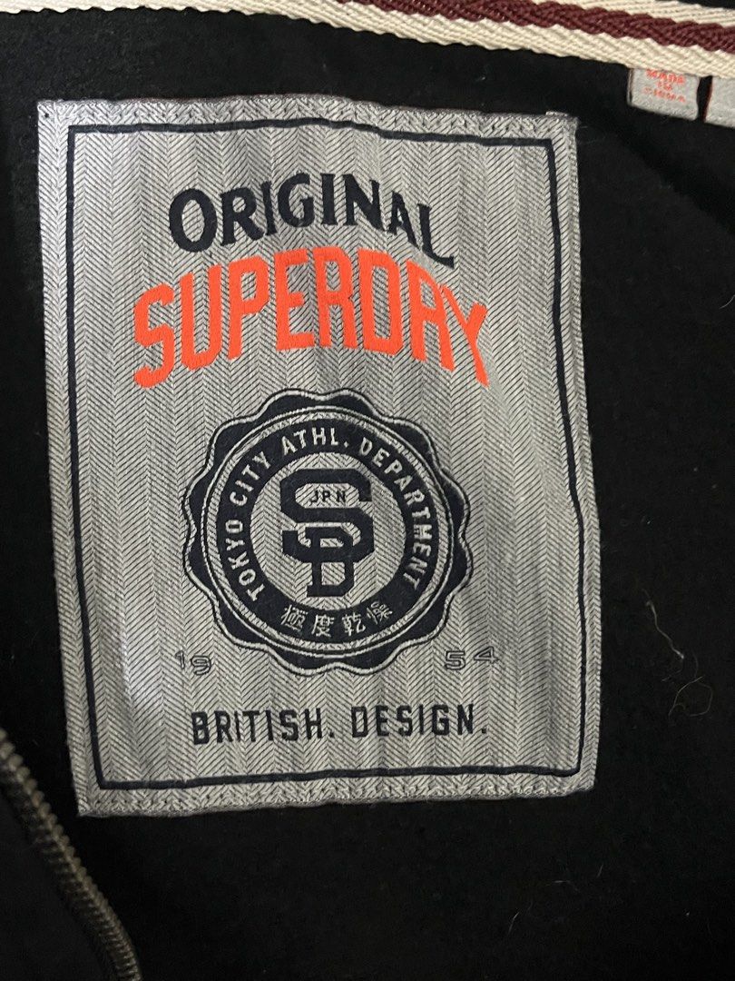 Superdry Black zipup hoodie (Category: Coats, Jackets and Outerwear) located in Lipa City. Submitted by redcloudd (Listing ID 1448803034, Image 2). Description: .