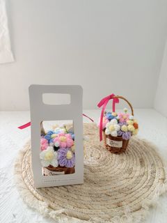 With You ✨Crochet 🧶Plushie Bouquet 🧸Artifical Flowers 🌺 收藏品 2
