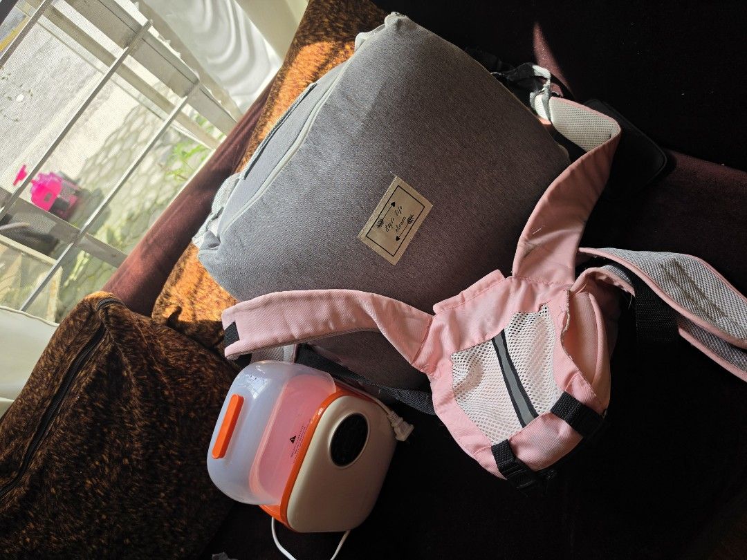 Take all Baby Travel Needs (Category: Other Babies Going Out Needs) located in Rizal. Submitted by impulsivebuyer_1 (Listing ID 1448762068, Image 1). Description: Take All Travel Bed Bag Travel food warmer/bottle sterilizer Baby Carrier (pink).