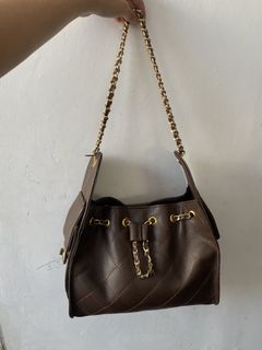 (Kategori: ) berada di . Dikirim oleh hazleee.id (ID iklan 1448770159, Gambar 1). Deskripsi: .