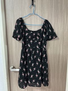 (Category: ) located in . Submitted by shircloset (Listing ID 1448721545, Image 1). Description: .