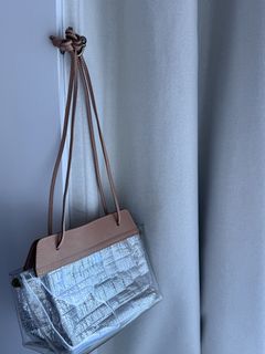 （分類：）位於 。 由 smlll. 提交（商品編號 1448727035，圖片 1）。簡介： 。