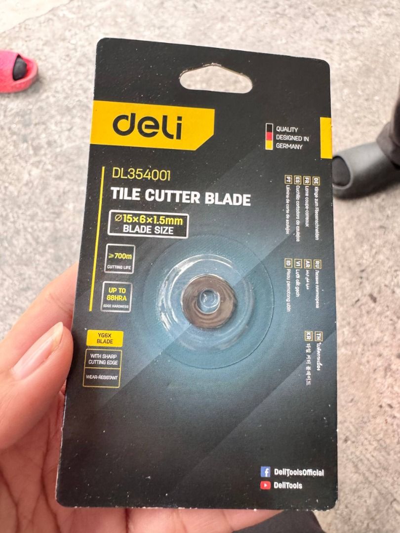 tile cutter blade (Category: Construction Tools & Equipment) located in Caloocan City. Submitted by zenphoenix.0b9dcc (Listing ID 1448727893, Image 3). Description: Specs: 15mm x 6mm x 1.5mm.