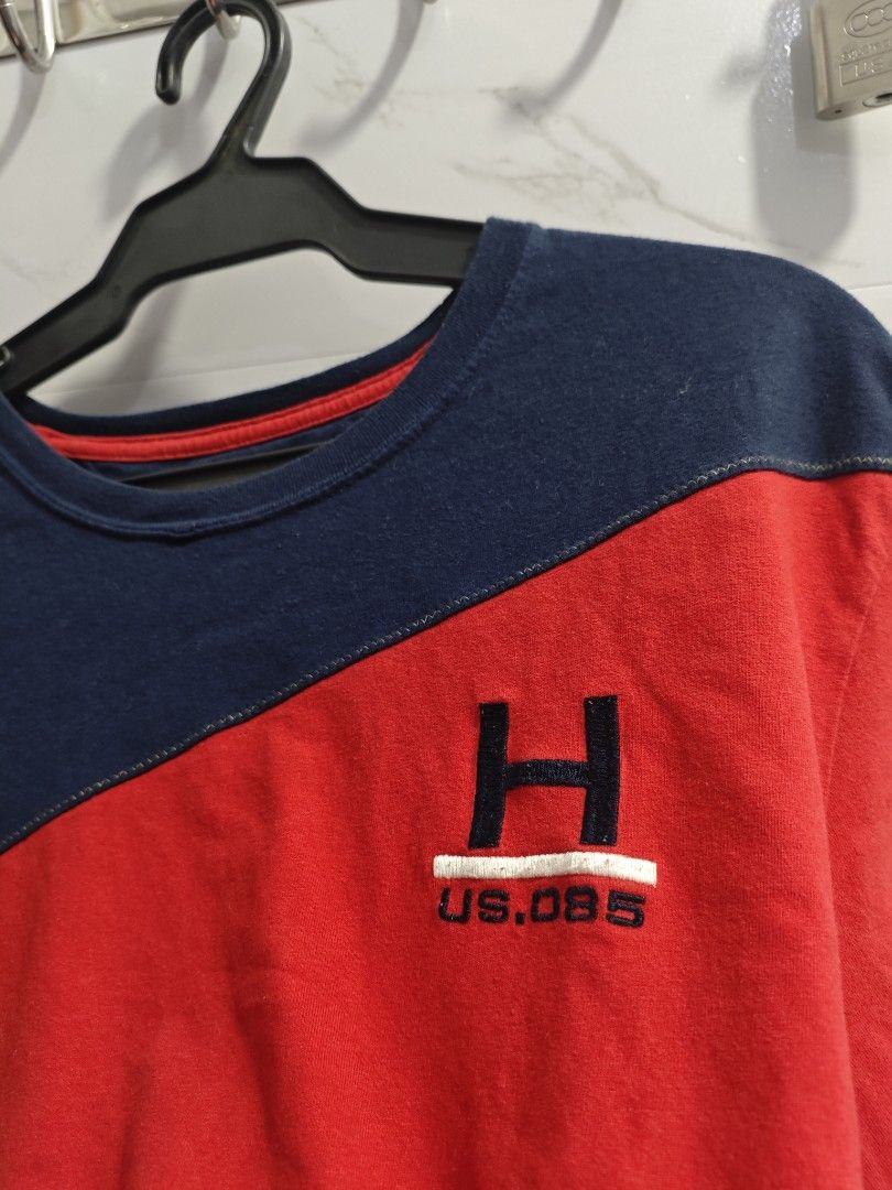Tommy Hilfiger Tri Tone Classic Men Tshirt (Category: Tshirts & Polo Shirts ) located in Baguio. Submitted by jayjay_apparel01 (Listing ID 1448760262, Image 3). Description: Tommy Hilfiger Tri Tone Classic Men Tshirt Color Rate 9.5/10 Flaw Need Wash Complete Tags Embroidered Logo Cotton Tela Machine Washed Size XL Dimes 22 Width 27 Length Price P359.