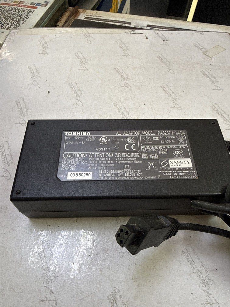 Toshiba laptop charger