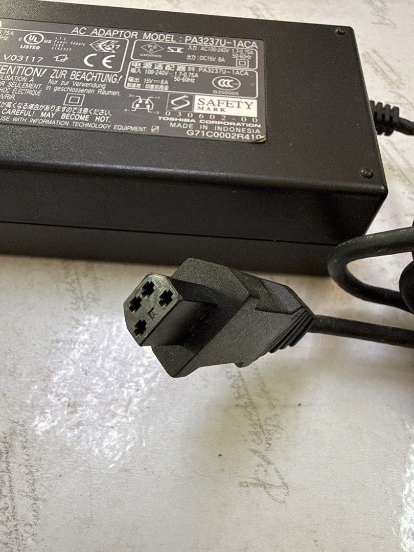 Toshiba laptop charger505393603769149443