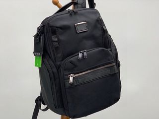 （分類：）位於 。 由 bellezza. 提交（商品編號 1448794558，圖片 1）。簡介： 。