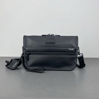 （分類：）位於 。 由 hkluxehk 提交（商品編號 1448782860，圖片 1）。簡介： 。