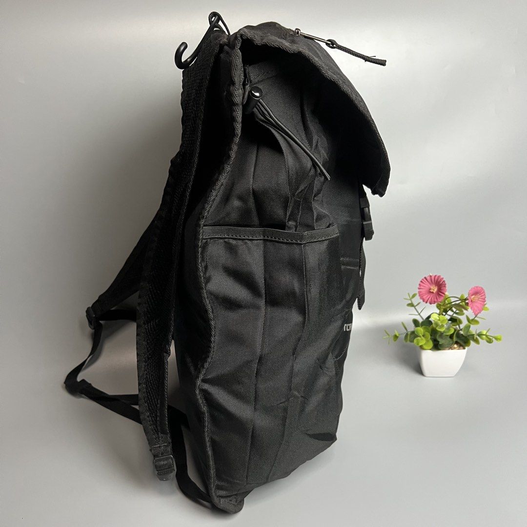 Under Armour Black Backpack (Category: Backpacks) located in Bago City. Submitted by g___shop (Listing ID 1448814577, Image 3). Description: - Black Under Armour backpack - Under Armour logo on front and back - Adjustable straps for comfortable wear - Ample interior space - Ideal for school or gym use.