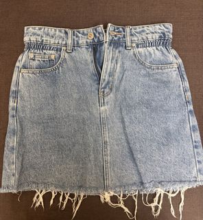 (Category: ) located in . Submitted by lessnloved (Listing ID 1448779701, Image 1). Description: .