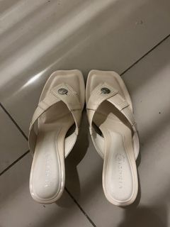 (Category: ) located in . Submitted by ayumirosee (Listing ID 1448855558, Image 1). Description: .