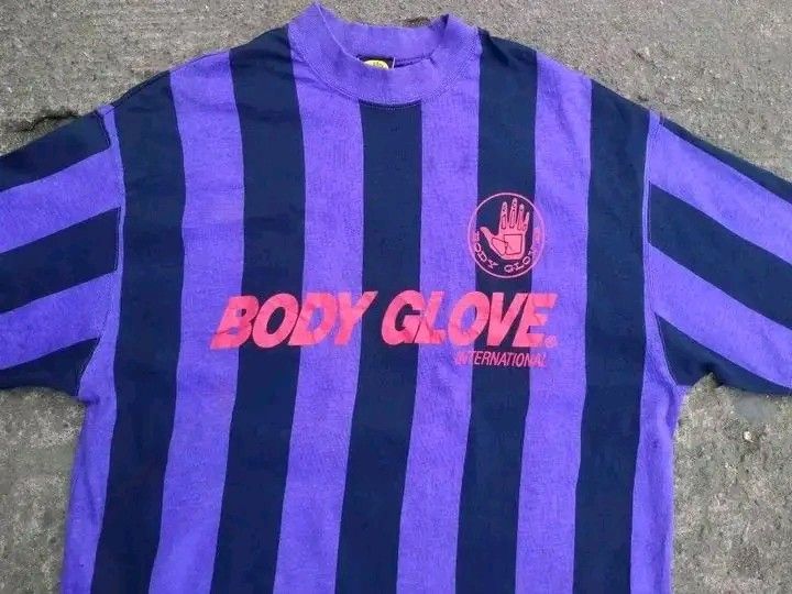 Vintage body glove shirts (Category: Tshirts & Polo Shirts ) located in Guiguinto. Submitted by selected_3rp (Listing ID 1448849792, Image 2). Description: vintage body glove shirts single stitch size small to medium no issue.