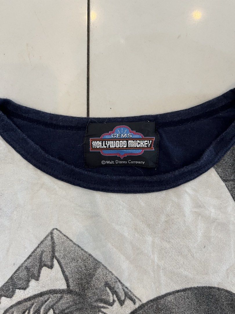 VINTAGE mickey mouse tee (Category: Tshirts & Polo Shirts ) located in Bayog. Submitted by hared_dos (Listing ID 1448749231, Image 2). Description: Pm.