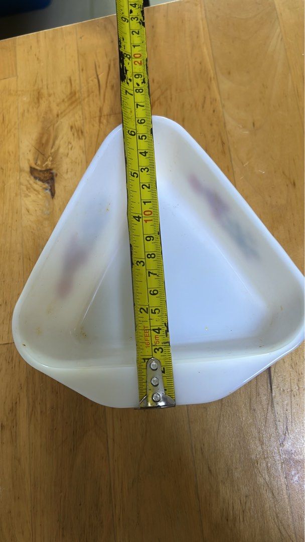 Vintage Pyrex rose triangle with Lids505513681124730882
