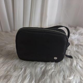 (Category: ) located in . Submitted by zhia_preloved (Listing ID 1448739224, Image 1). Description: .