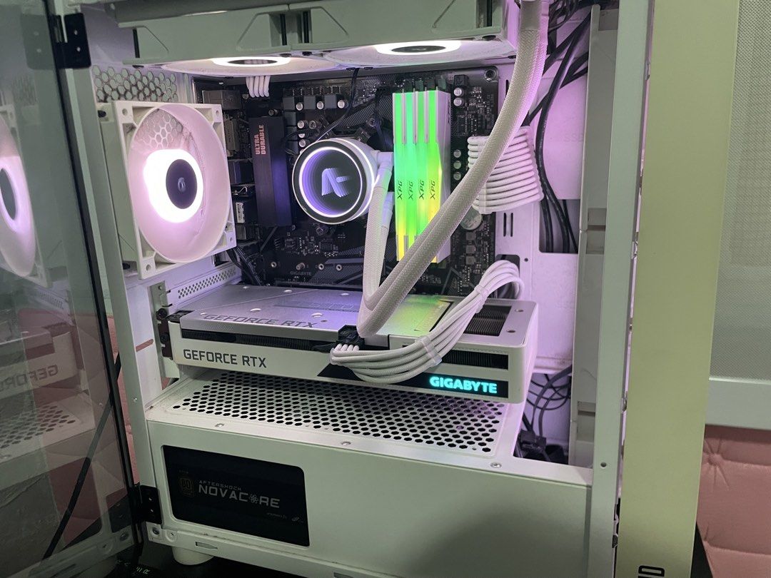 White Custom PC Build505689515397621762