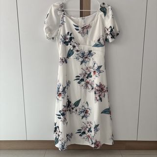 (Category: ) located in . Submitted by thedressingcloth (Listing ID 1448714205, Image 1). Description: .