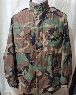(Category: ) located in . Submitted by thriftrot (Listing ID 1448848121, Image 1). Description: .