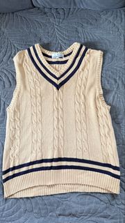 (Category: ) located in . Submitted by oopssallcloset (Listing ID 1448723112, Image 1). Description: .
