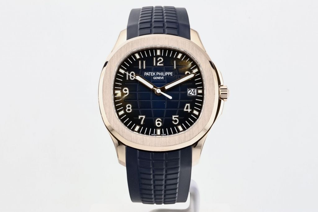 2017 Patek Philippe 5168G Blue White Gold (Category: Watches) located in Singapore. Submitted by e8379 (Listing ID 1449006309, Image 1). Description: .